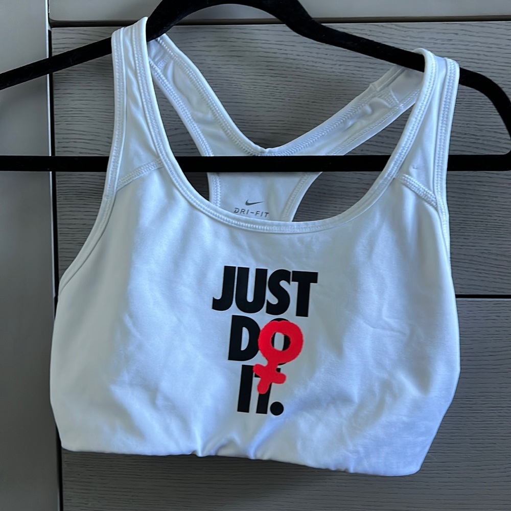 Racer back Nike Sports bra